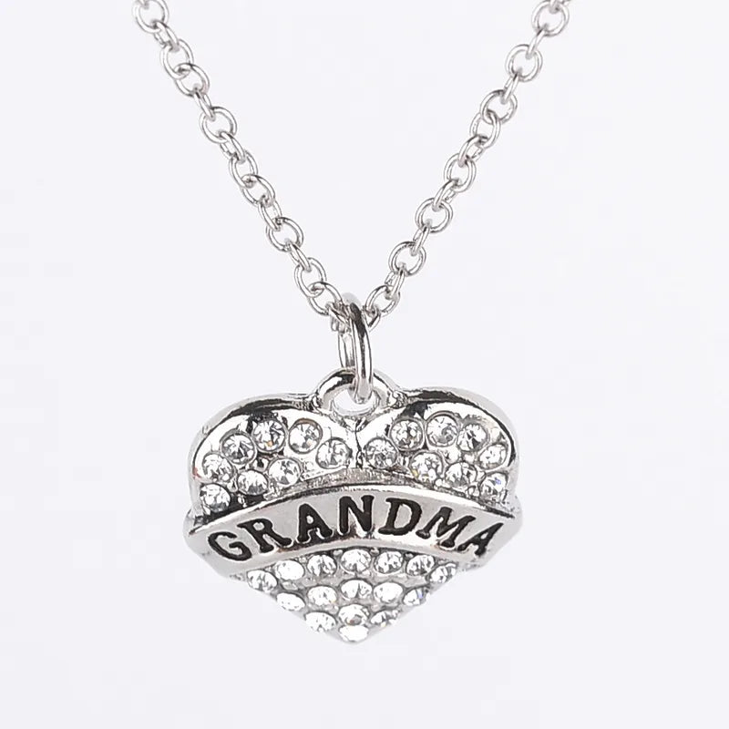 💖 Fashion Heart Shape Pendant Necklace 💖