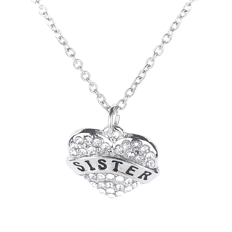 💖 Fashion Heart Shape Pendant Necklace 💖