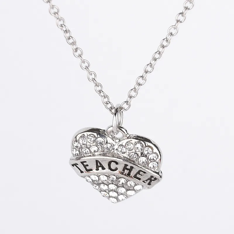 💖 Fashion Heart Shape Pendant Necklace 💖