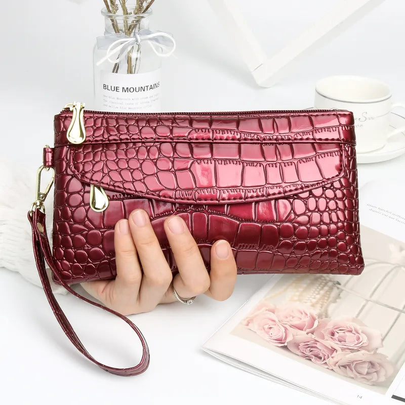 🐍👜 Elegant Women's Snake Skin Effect PU Leather Clutch Bag 👜🐍
