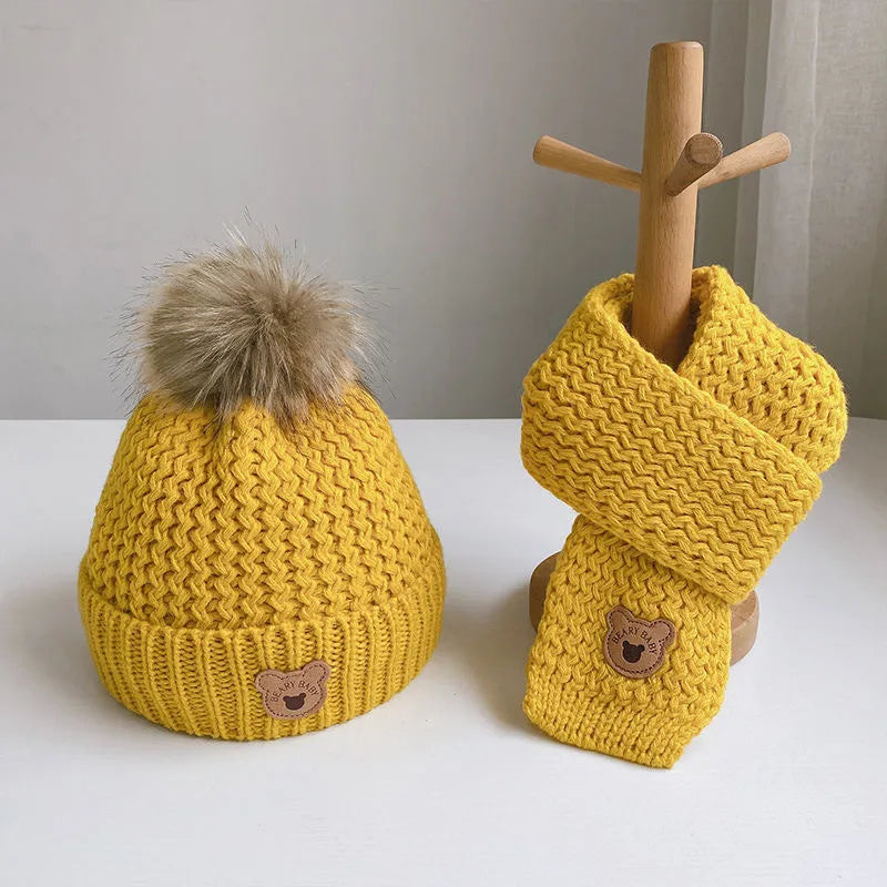 🧣🐻 Children’s Unisex Cartoon Beanie & Scarf Set 🐻🧣