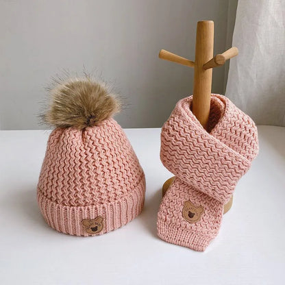 🧣🐻 Children’s Unisex Cartoon Beanie & Scarf Set 🐻🧣