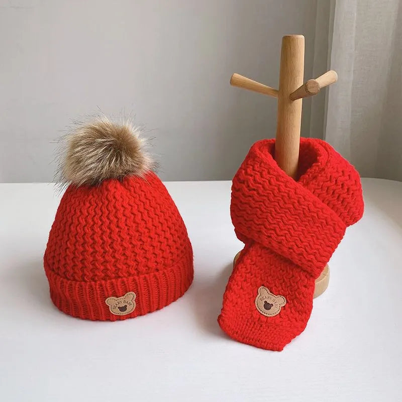 🧣🐻 Children’s Unisex Cartoon Beanie & Scarf Set 🐻🧣