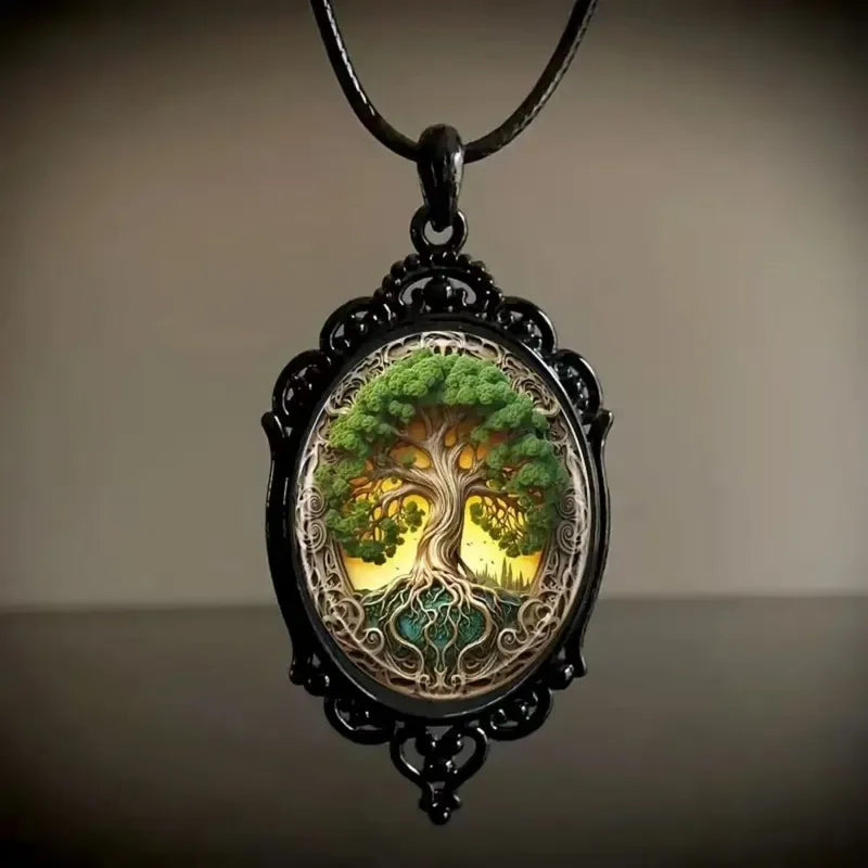 🌿✨ Retro Celtic Tree of Life Oval Pendant ✨🌿