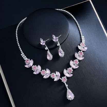 ✨ Elegant Crystal Necklace & Diamante Earrings Jewellery Set ✨
