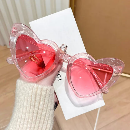 ❤️🕶️ Outdoor Heart Shape UV Protection Sunglasses 🕶️❤️