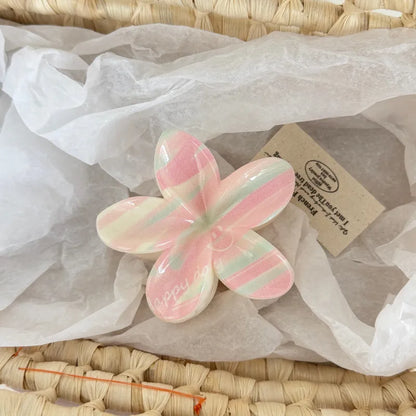 🌸 5pc Flower Hair Claw Set 🌸