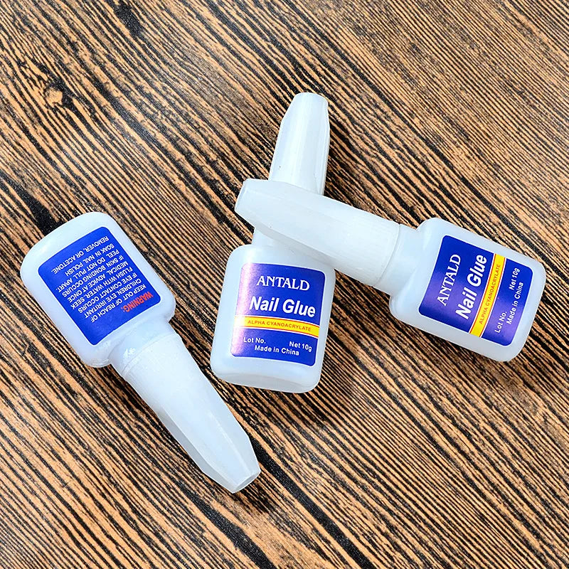 ⚠️ NOT TO BE SOLD ALONE ONLY ALONGSIDE A FALSE NAILS SET - NAIL GLUE ⚠️