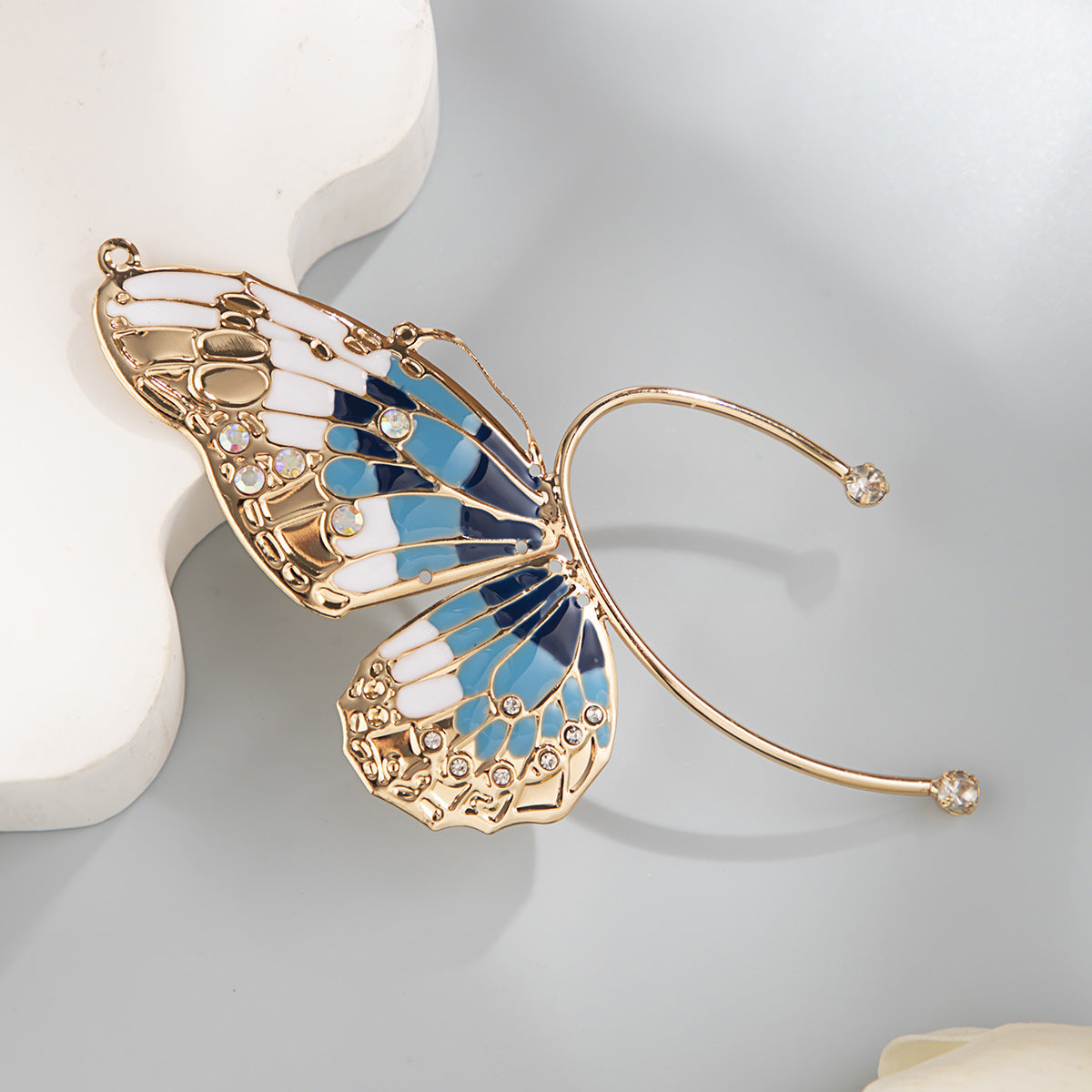 🦋💙 Elegant Sweet Butterfly Ear Cuff 💙🦋