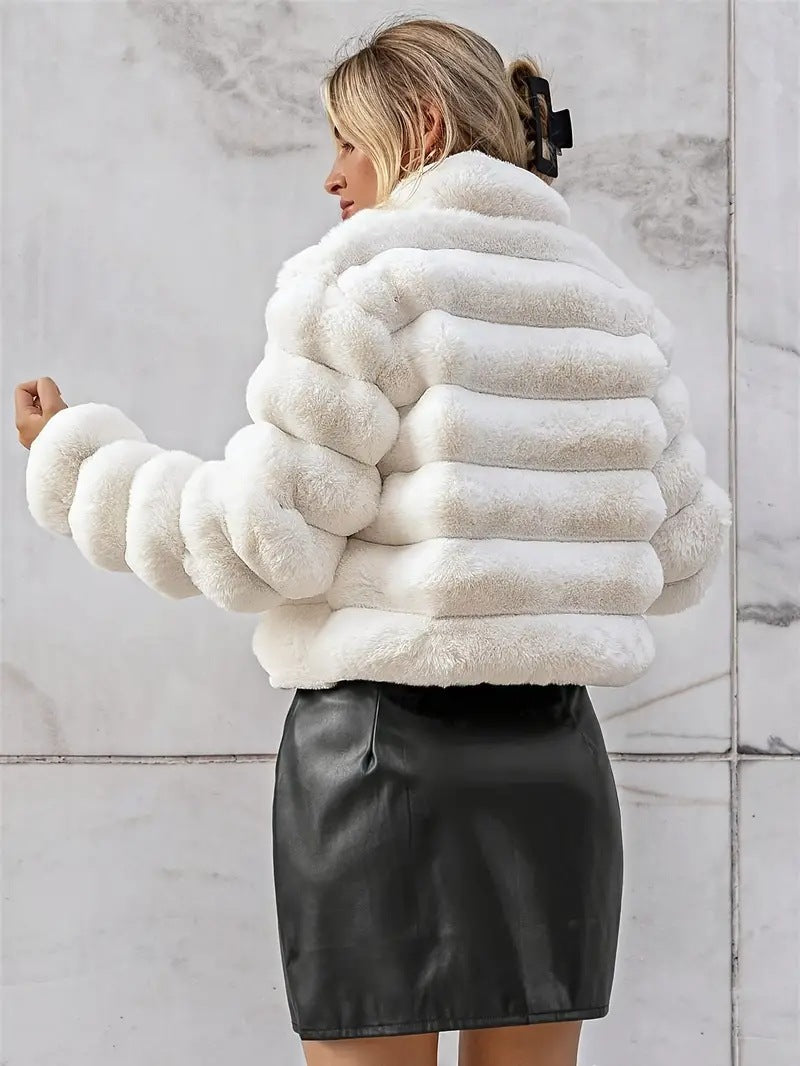 ❄️💋 Faux Fur Crop Coats 💋❄️