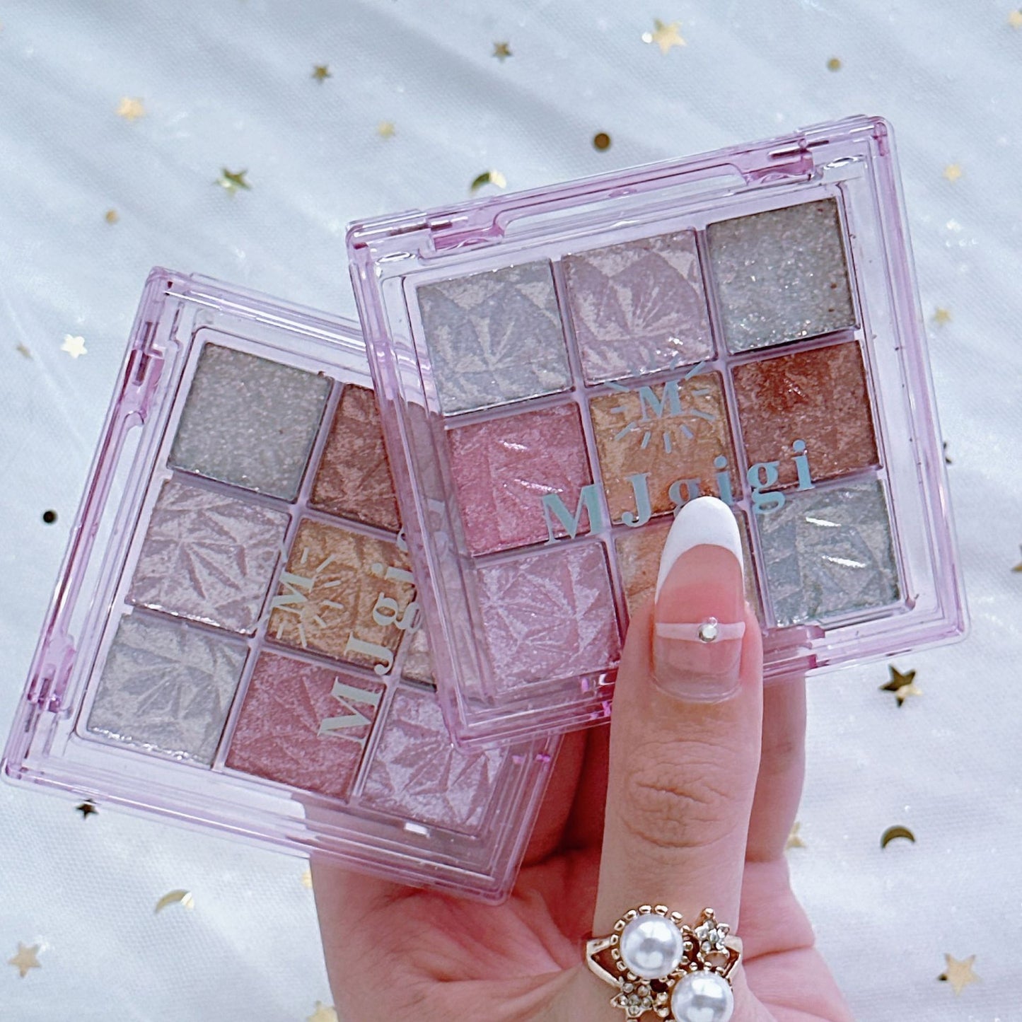 💎 Iridescent Pearl Glitter Eyeshadow Palette 💎