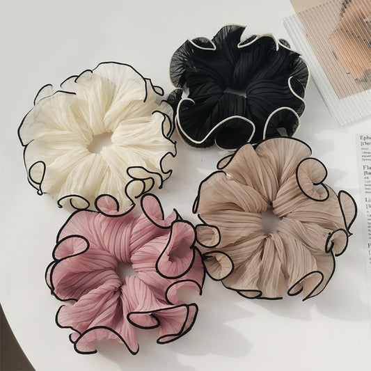 🤍 4pc Scrunchie Set 🤍