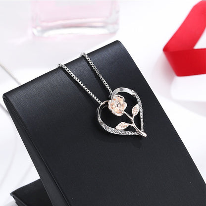 🌹 Diamante Rose Necklaces 🌹