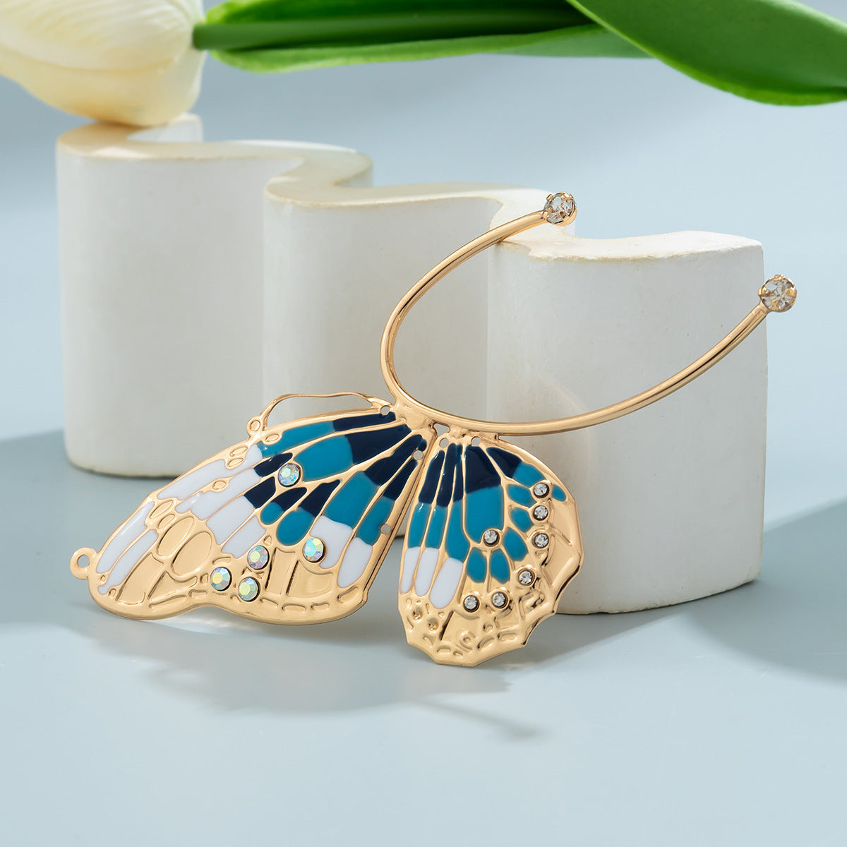 🦋💙 Elegant Sweet Butterfly Ear Cuff 💙🦋