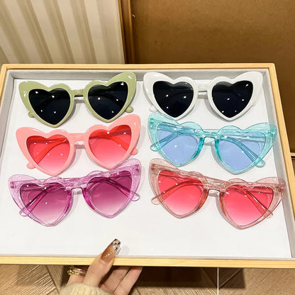 ❤️🕶️ Outdoor Heart Shape UV Protection Sunglasses 🕶️❤️