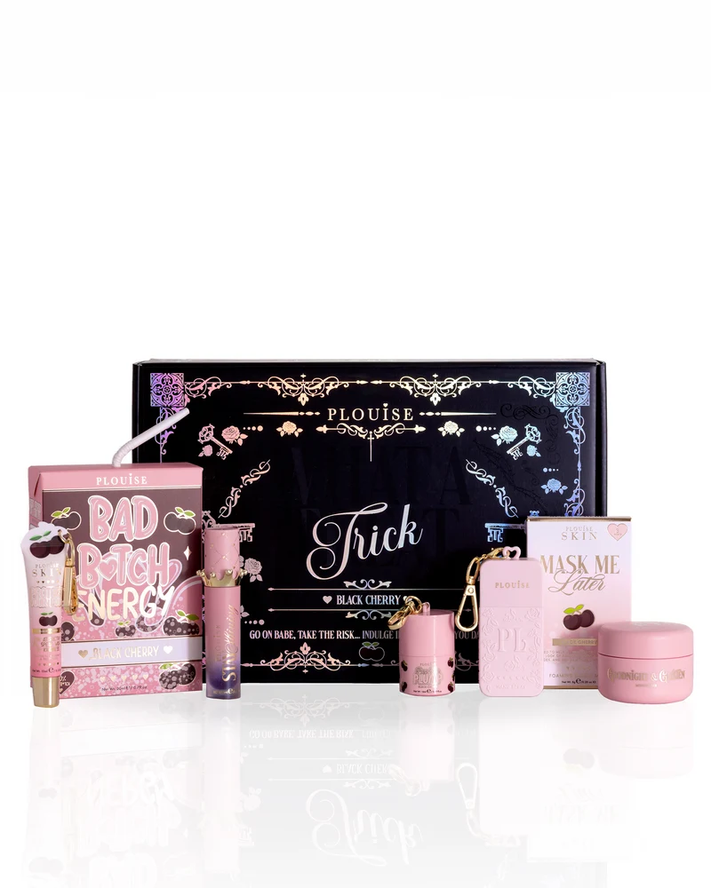 Halloween What A Treat! Bundle (Worth £83)