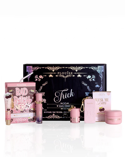 Halloween What A Treat! Bundle (Worth £83)