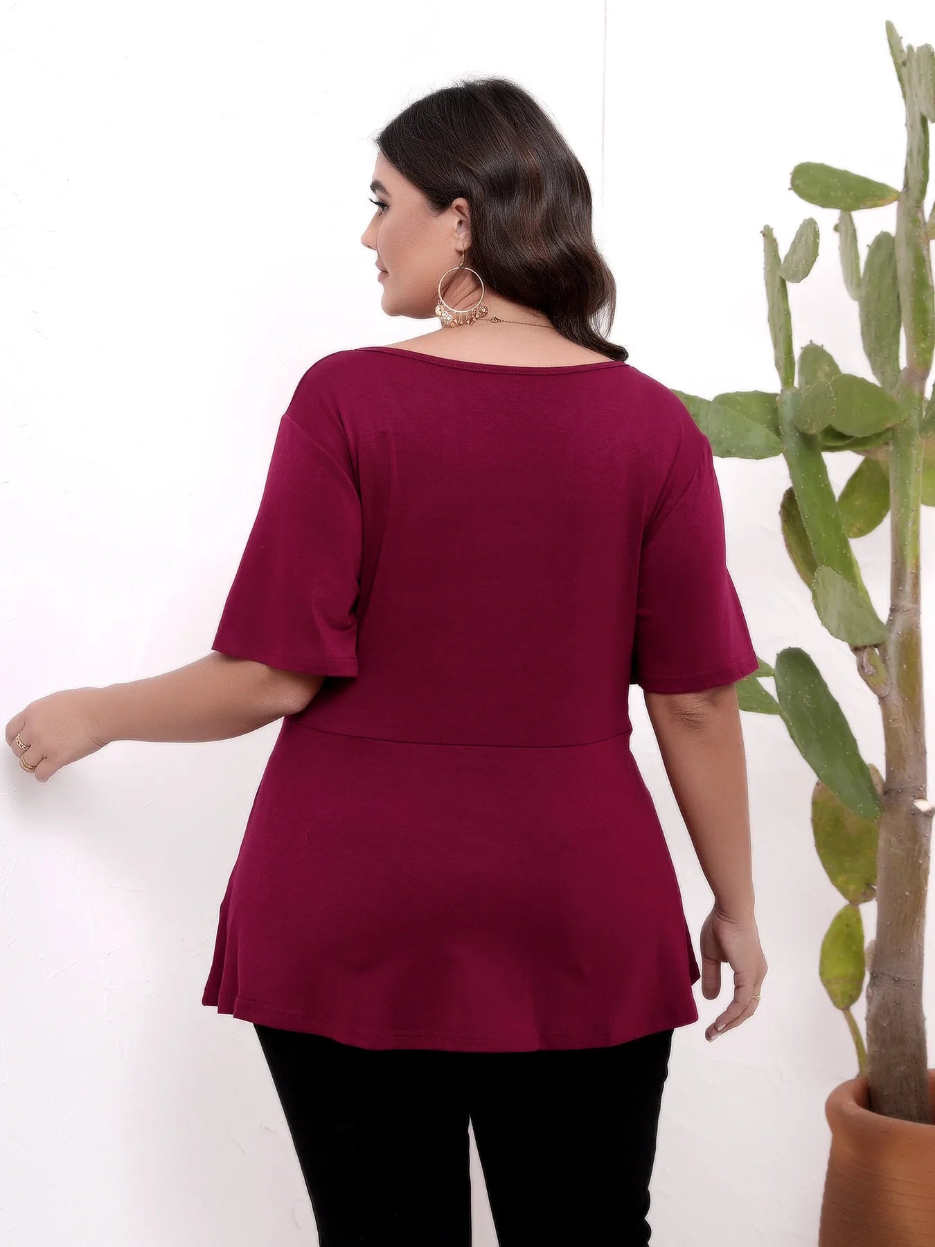 👚✨ Women’s Short Sleeve Round Neck Slimming Top ✨👚
