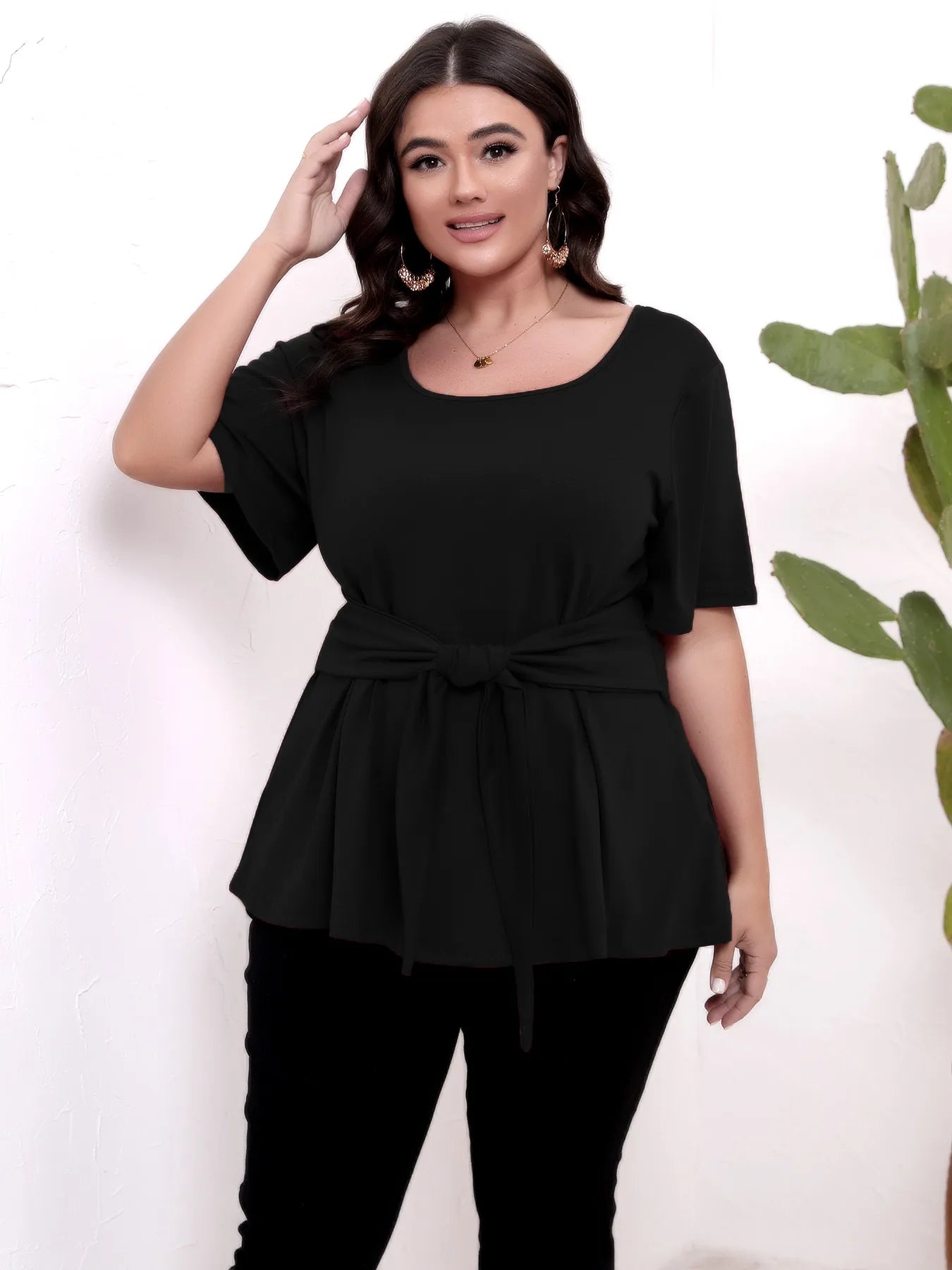 👚✨ Women’s Short Sleeve Round Neck Slimming Top ✨👚