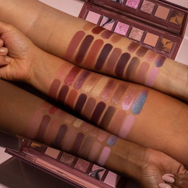 🔥 “Naughty” Rose Eyeshadow Palette 🔥