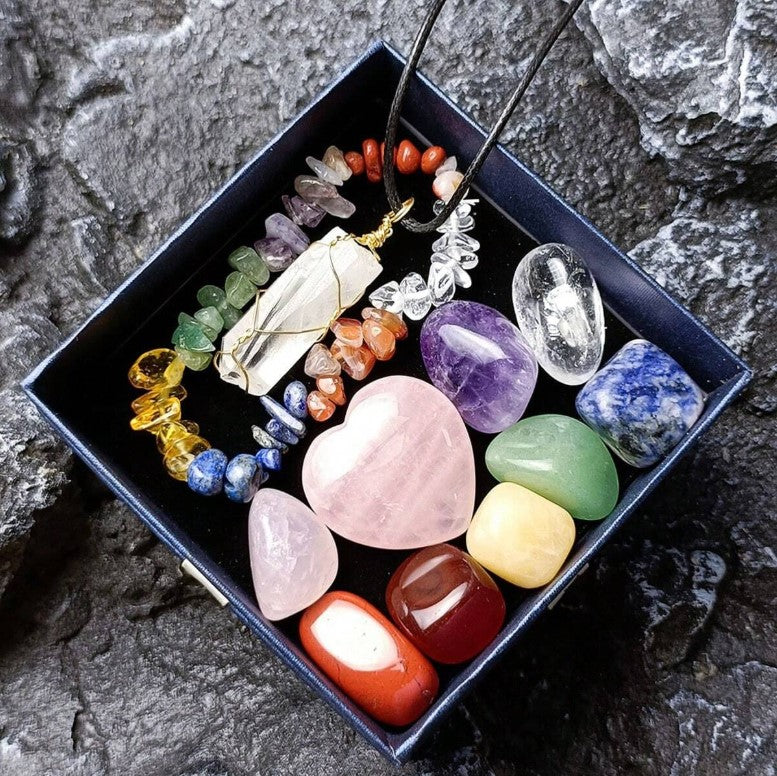 💎 11pcs Crystal & Jewellery Sets 💎