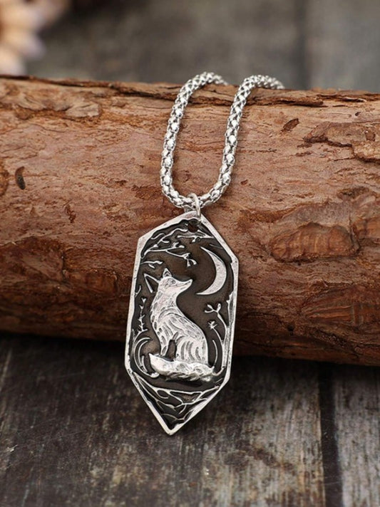 🐺🌙 Wolf Staring at the Crescent Moon Necklace 🌙🐺