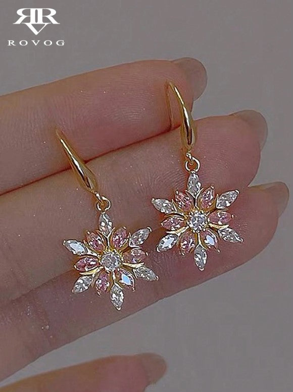 ❄️ Snowflake Earrings ❄️