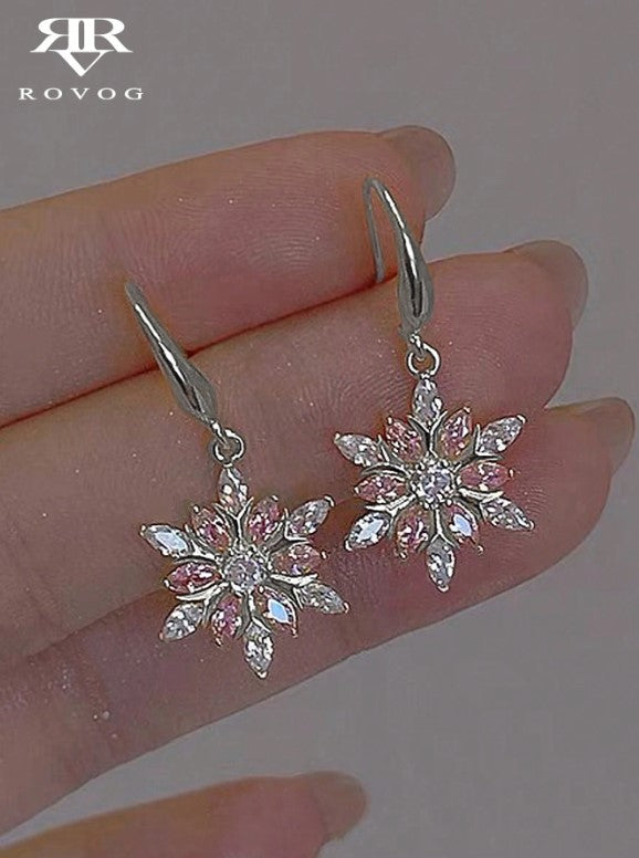 ❄️ Snowflake Earrings ❄️