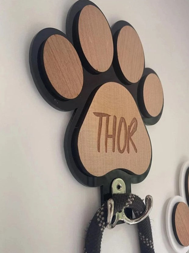🐾 Personalised Wooden Paw Print Lead Holder 🐶