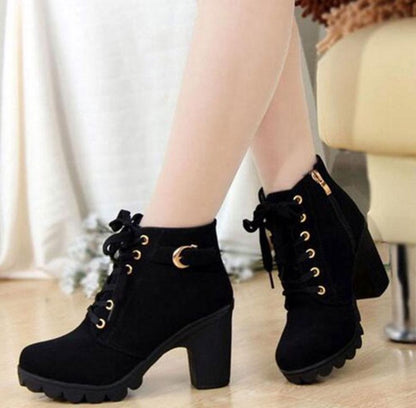 ✨ Ladies Heeled Boots ✨