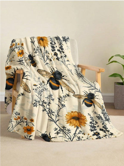 🐝🌼 Vintage Watercolour Floral Bee & Daisy Plush Throw Blanket 🌼🐝