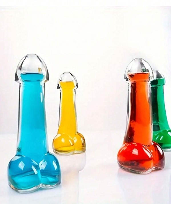 🍆 Penis-Shaped Cocktail Glasses 🍸