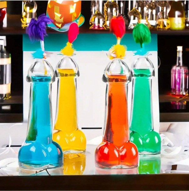 🍆 Penis-Shaped Cocktail Glasses 🍸