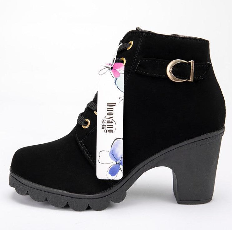 ✨ Ladies Heeled Boots ✨