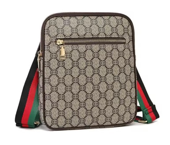 💼 Men’s Bags in Black or Beige 💼