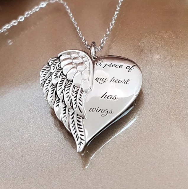 🕊️😇 Memorial "Wings" Heart Pendant Necklace 😇🕊️