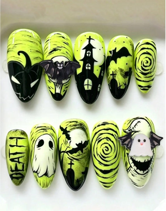 🦇 Green & Black Spooky False Nails 🦇
