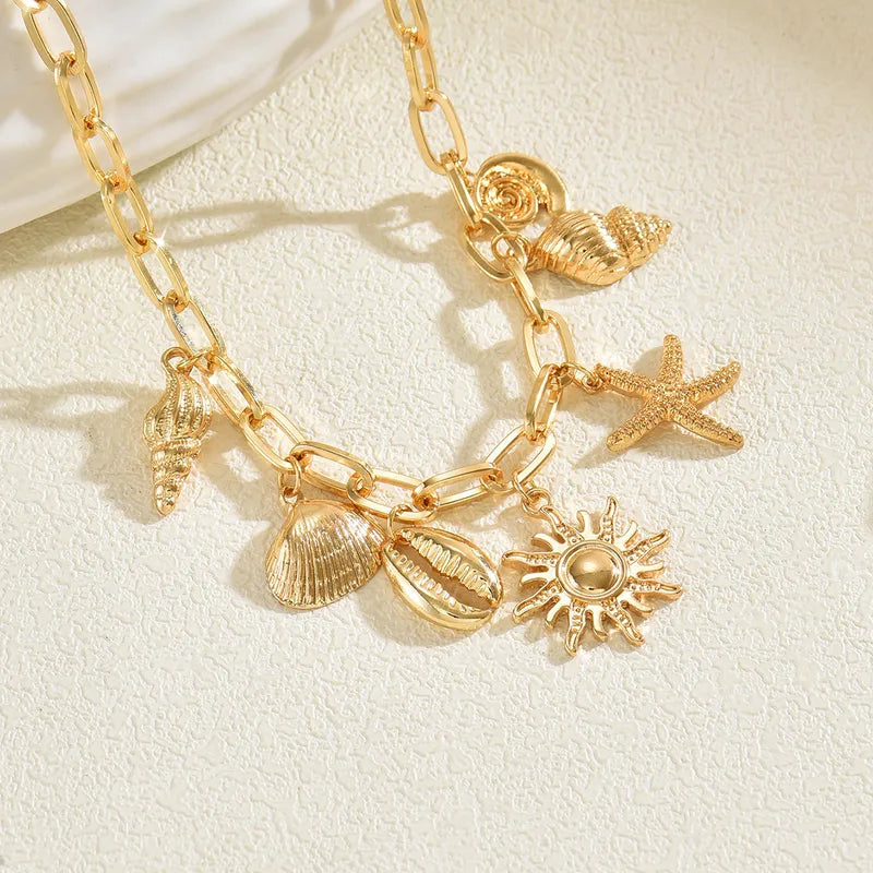 🐚 Chunky Gold Shell Charm Necklace 🐚