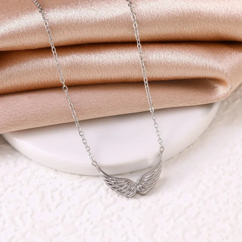 😇 Stainless Steel Angel Wings Necklaces 😇