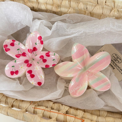 🌸 5pc Flower Hair Claw Set 🌸
