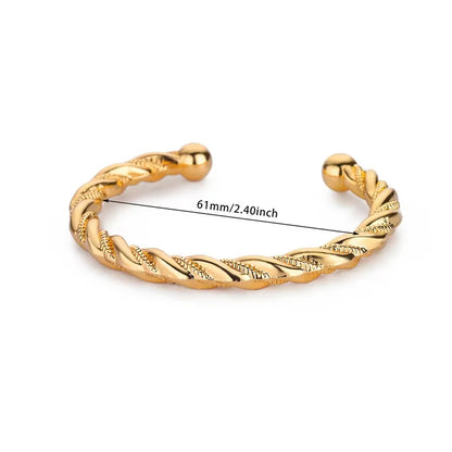 ✨Trendy Twisted Wire Open Bracelet ✨