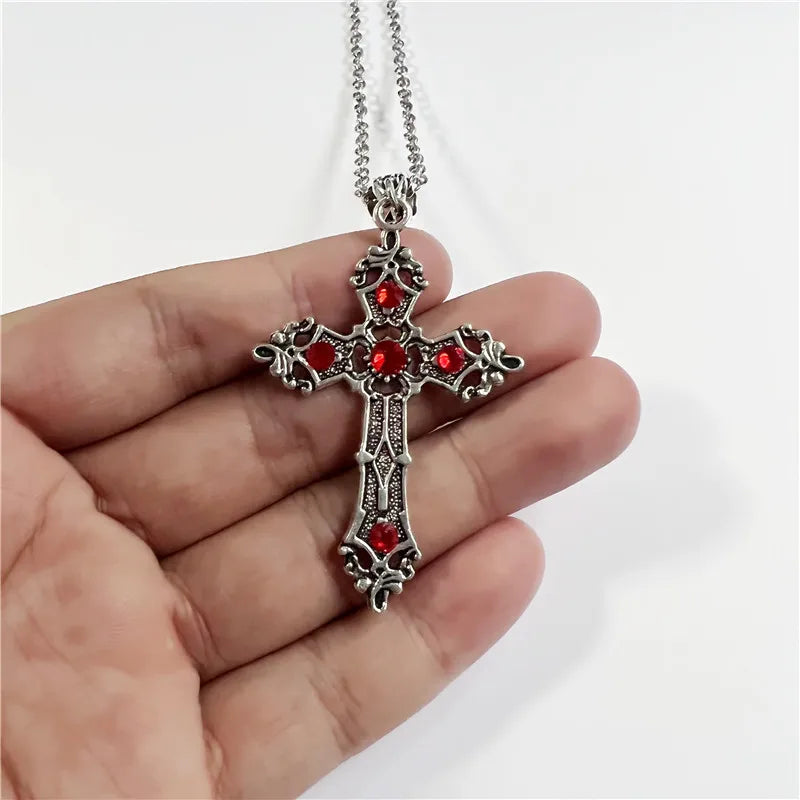 ❤️🖤 Gothic Style Cross Necklace 🖤❤️