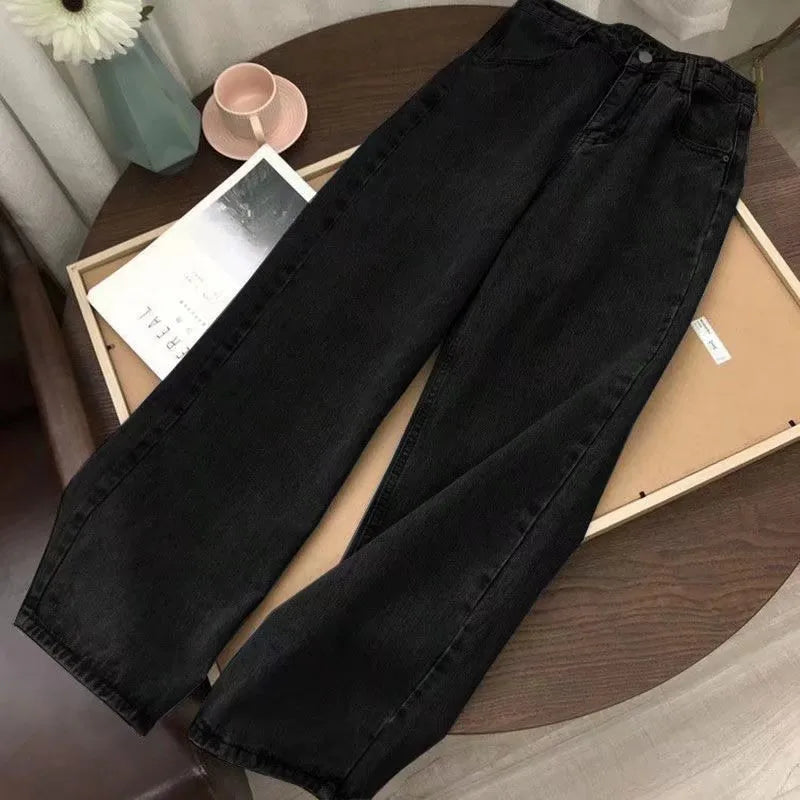 Straight Jeans