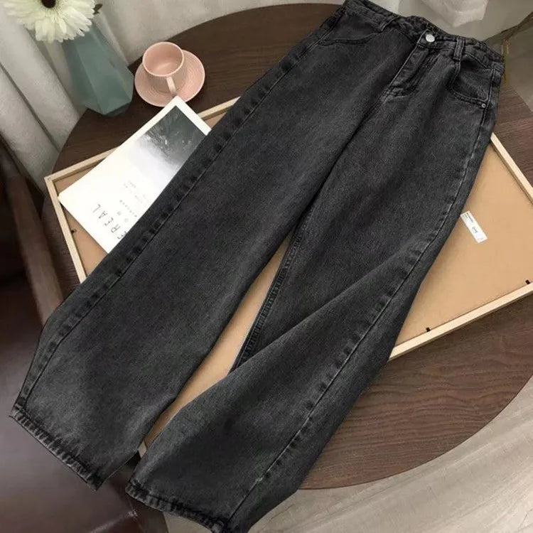 Straight Jeans