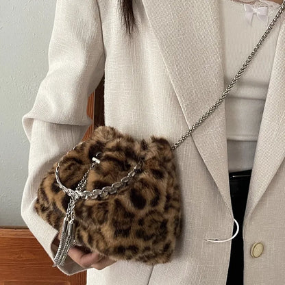 🐆 Leopard Print Plushie Bucket Handbags 🐆