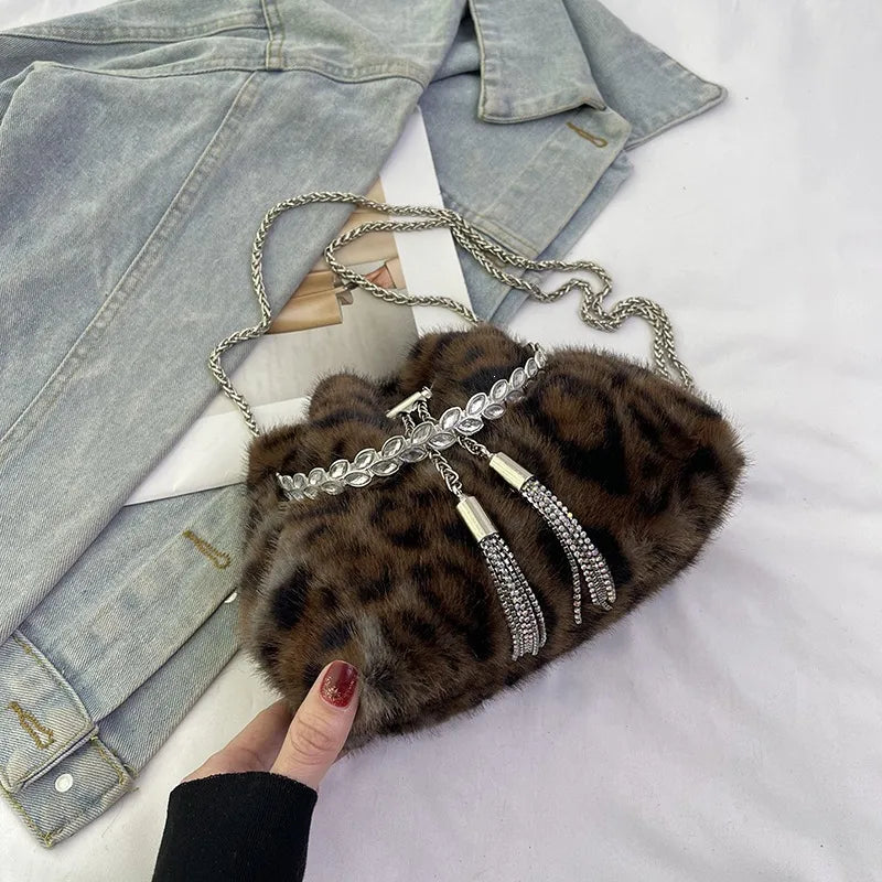 🐆 Leopard Print Plushie Bucket Handbags 🐆