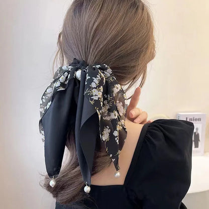 🎀 3pc Ribbons & Pearls Scrunchie Set 🎀