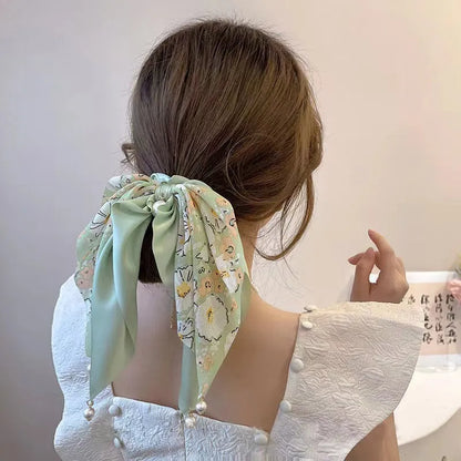 🎀 3pc Ribbons & Pearls Scrunchie Set 🎀