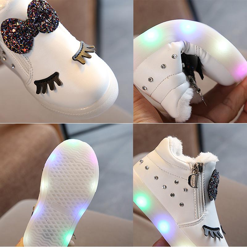 🤍 Children's Light Up White Boots 🤍