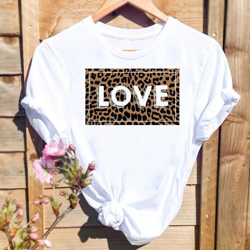 Love T-Shirt